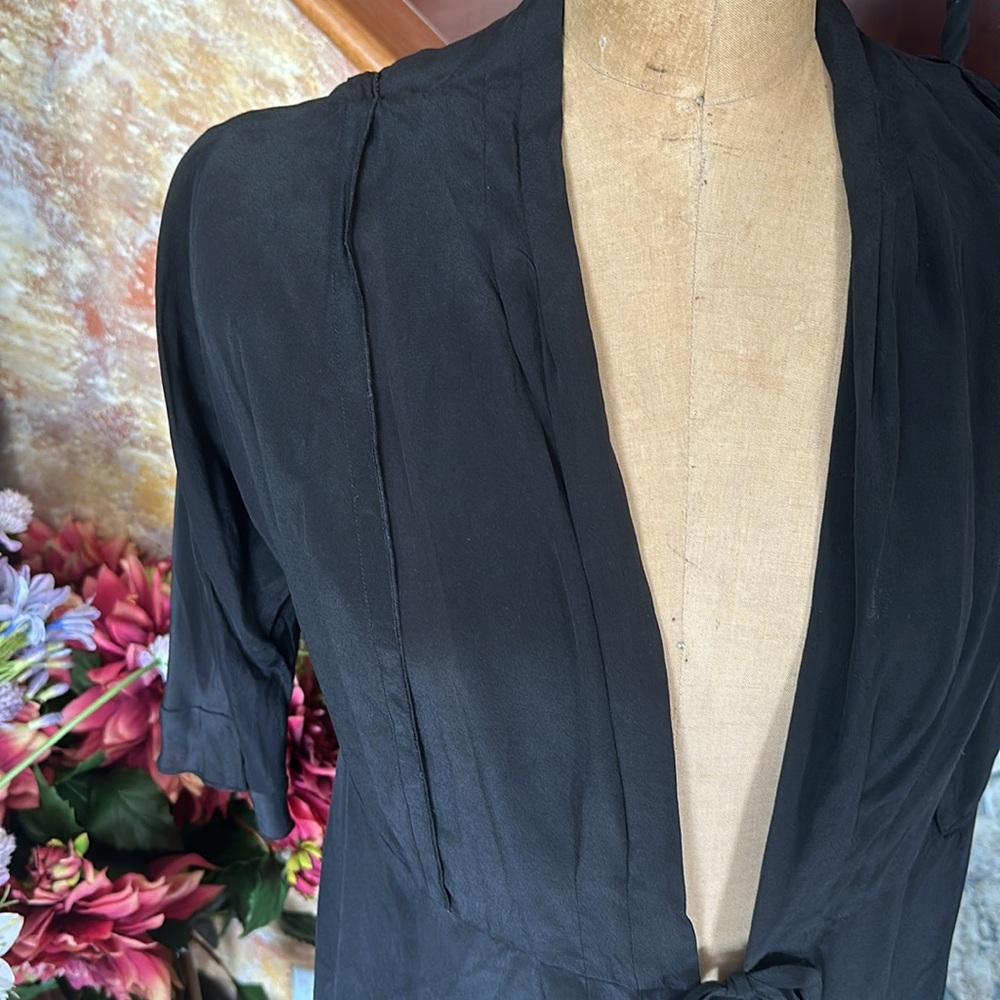 Black Silk Robe - Picture 2 of 6